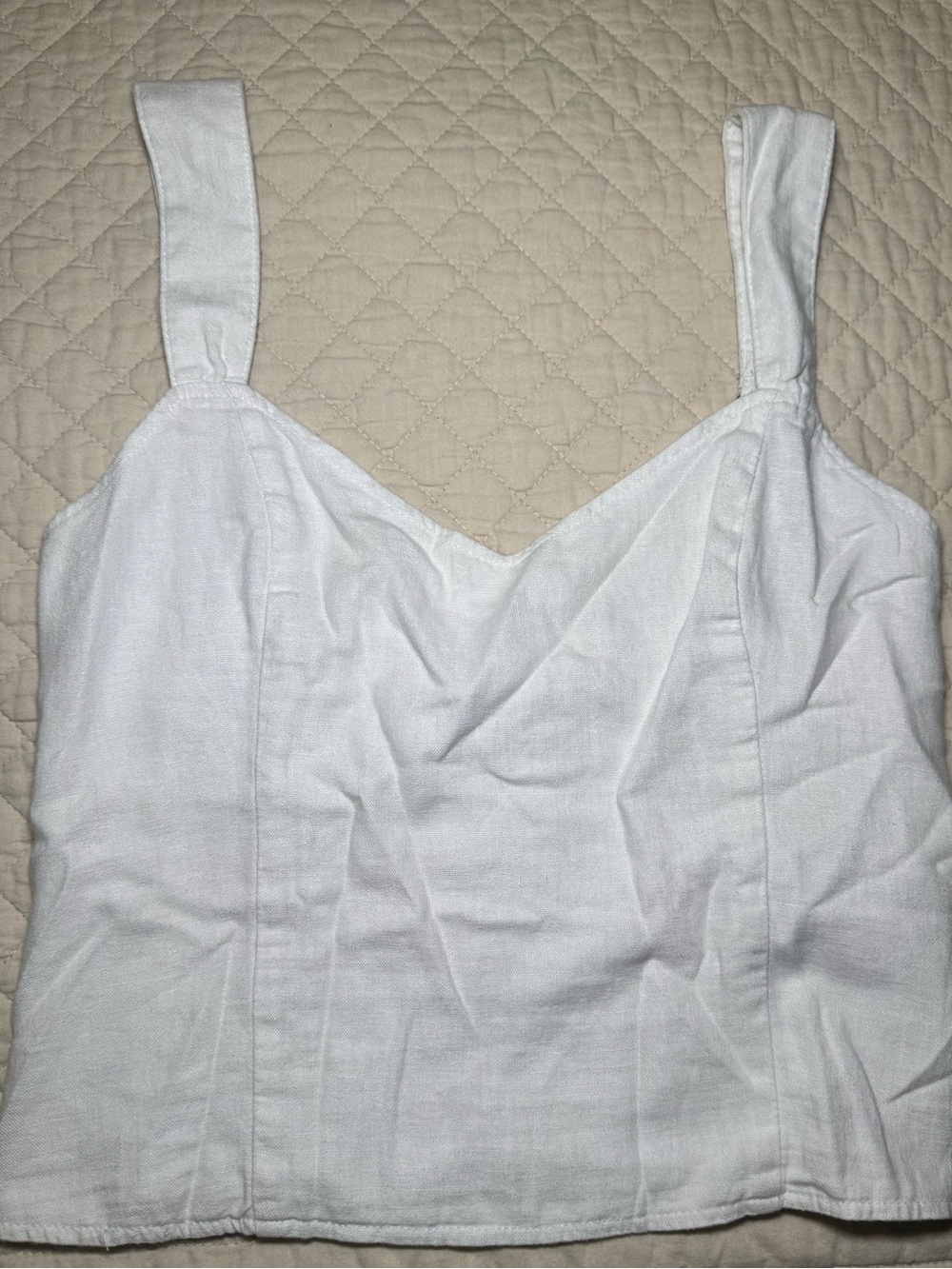 Abercrombie White Women's Sleeveless Square-Neck Crop Top